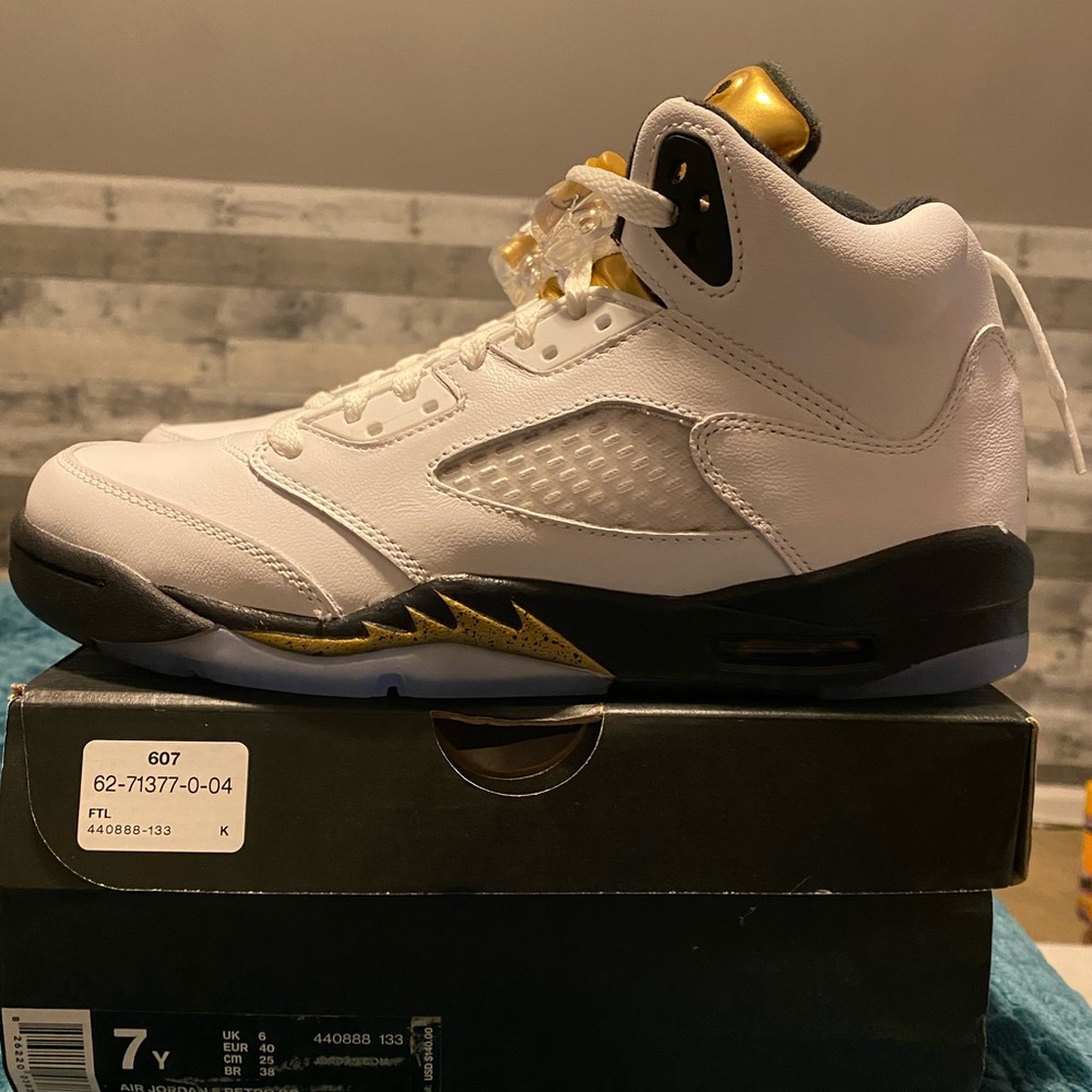 Air Jordan Retro 5